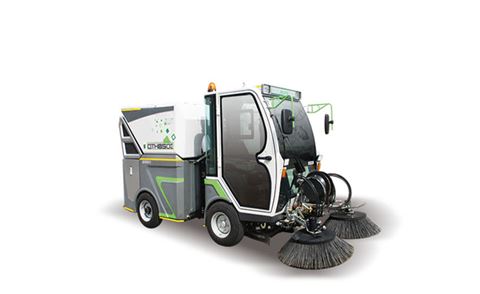 新能源纯电动扫路机QTH850E